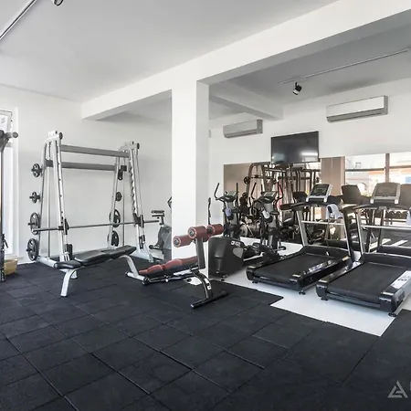 Penthouse Poseidon With Sea And Montain View, Bbq, Big Roof Terrace On North-cyprus Apartment *
