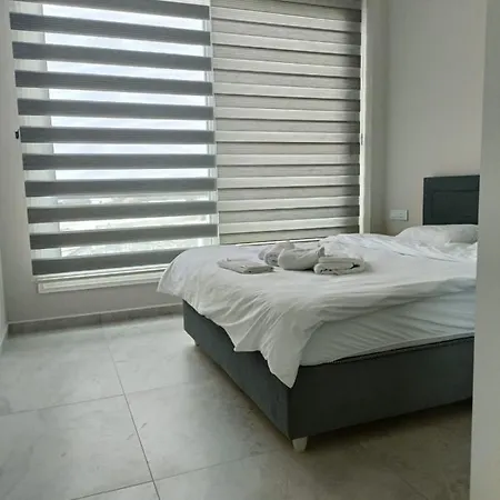 Penthouse Poseidon With Sea And Montain View, Bbq, Big Roof Terrace On North-cyprus *