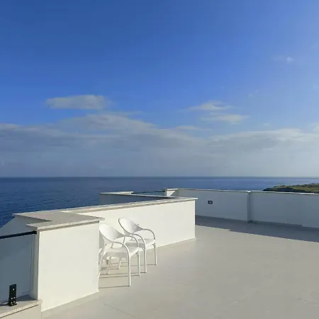 Penthouse Poseidon With Sea And Montain View, Bbq, Big Roof Terrace On North-cyprus Apartment *